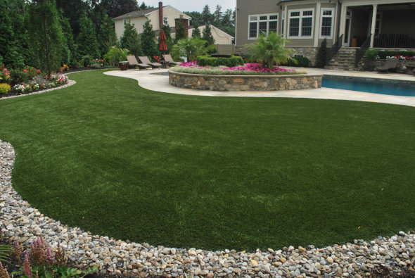 Artificial grass lawn in Asheville